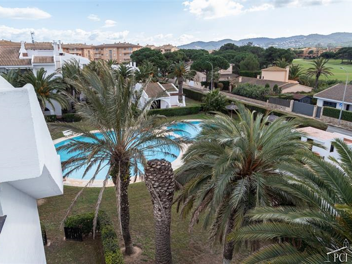 Penthouse Duplex Apartment at the Pals beach