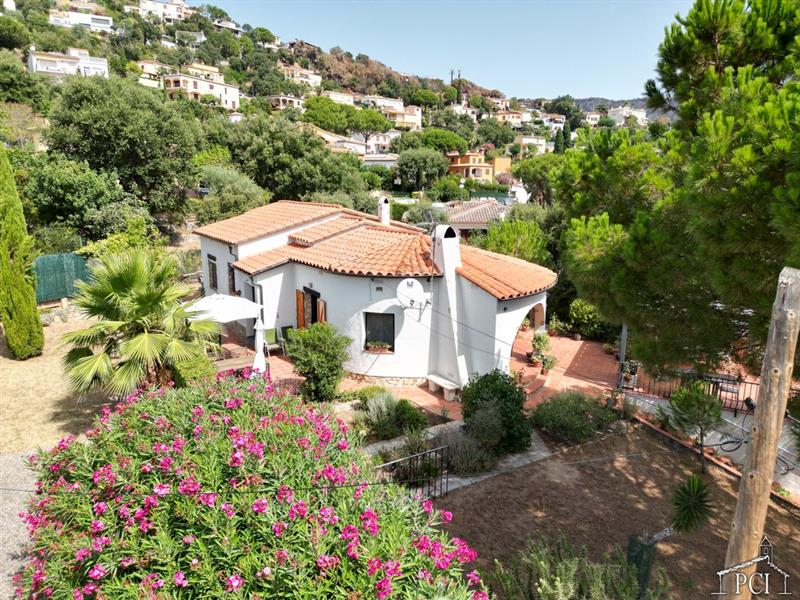 HOUSE - EXCELLENT OPPORTUNITY IN CALONGE
